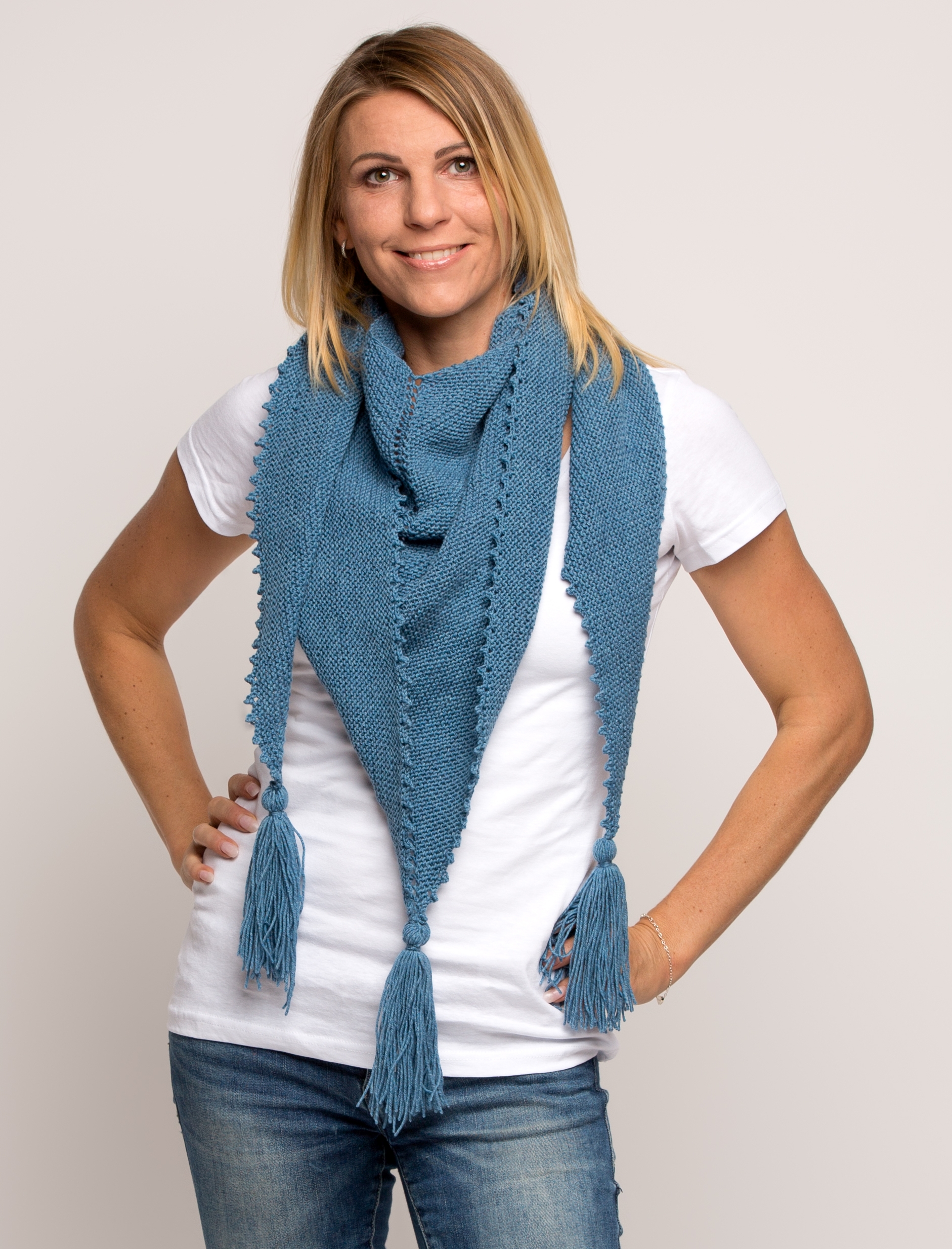 Modell 17002 Dreiecktuch Merino 160 Color - Anleitung gratis